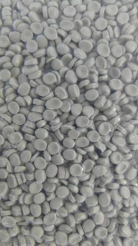 The upgraded jellyfish removal material PE-300 features a longer shelf life and is used for moisture absorption in product recycling.